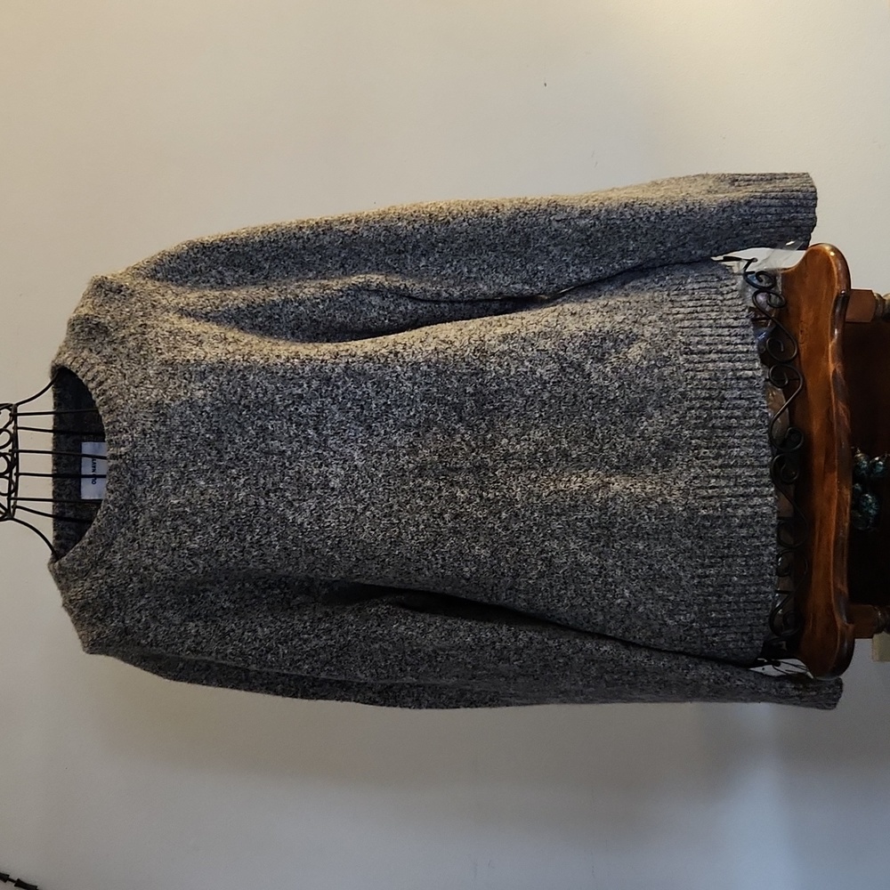 Old Navy men's large sweater nwot condition